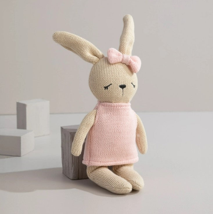 "The Living Textiles Company" - Knitted Animals