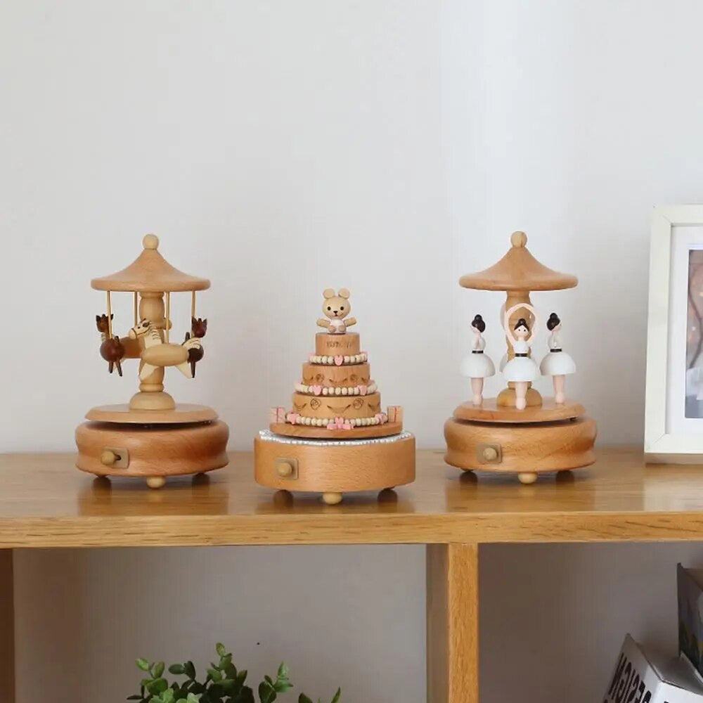 "Wooden Music Box" - Cake