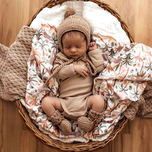 "Snuggle Hunny" - Merino Wool Bonnet & Booties Set